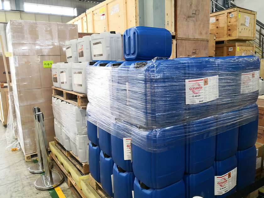 專用冷卻液及機油